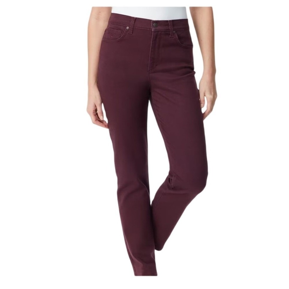 NEW Gloria Vanderbilt Amanda Jeans 24W‎ Short Blackberry Purple Tapered Leg NWT